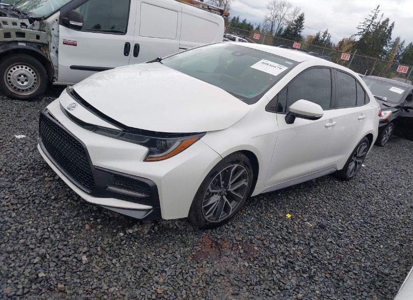 Photo 2 of 2021 Toyota Corolla SE (VIN 5YFS4MCE7MP088956)