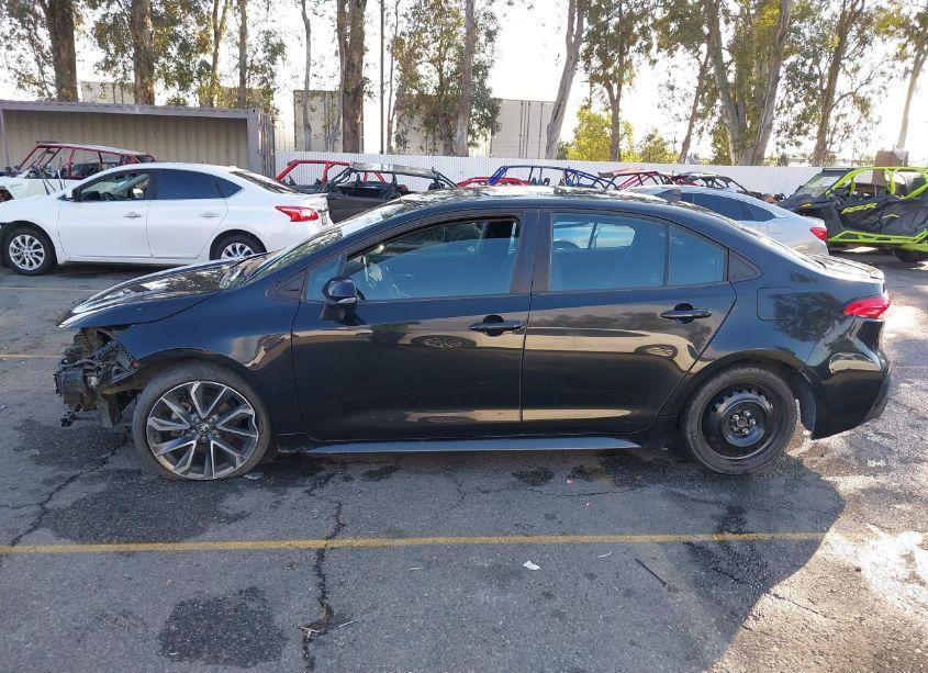 Photo 15 of 2021 Toyota Corolla SE (VIN 5YFS4MCE7MP090058)