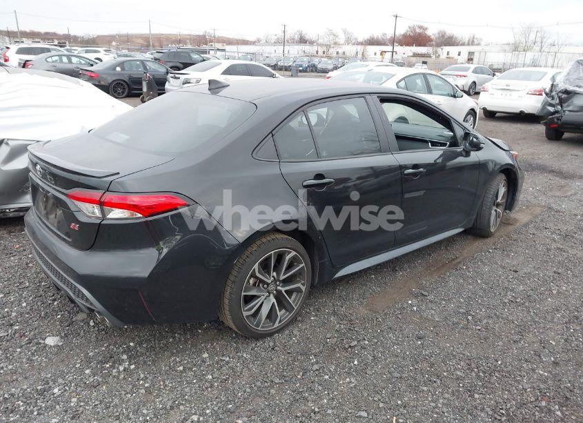 Photo 4 of 2022 Toyota Corolla SE (VIN 5YFS4MCE7NP139437)