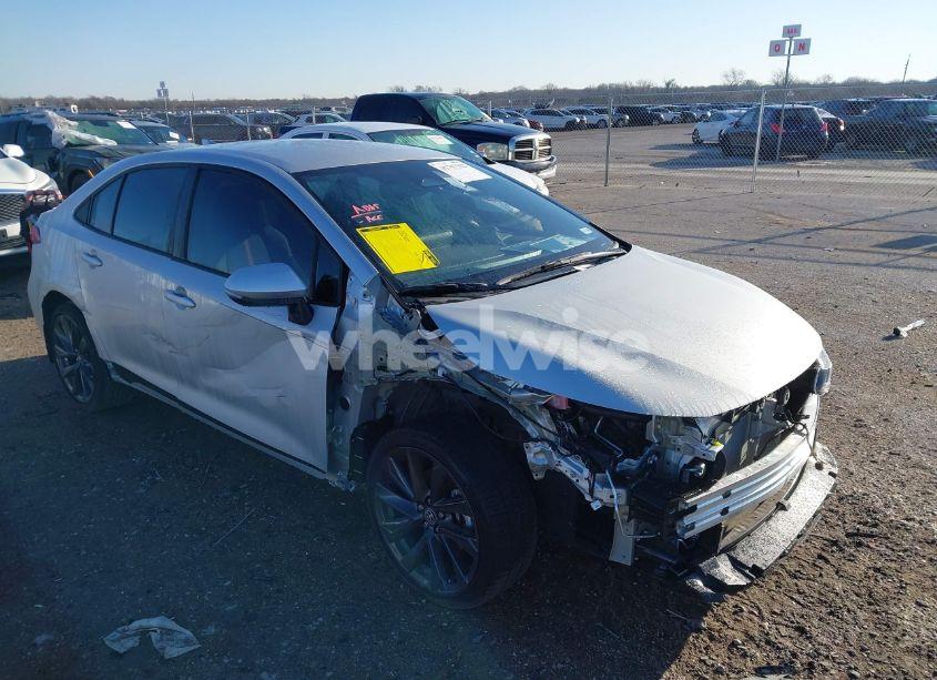 2025 Toyota Corolla SE (VIN 5YFS4MCE7SP221745) main photo