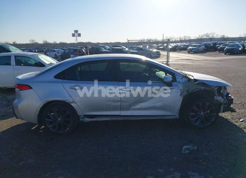 Photo 13 of 2025 Toyota Corolla SE (VIN 5YFS4MCE7SP221745)