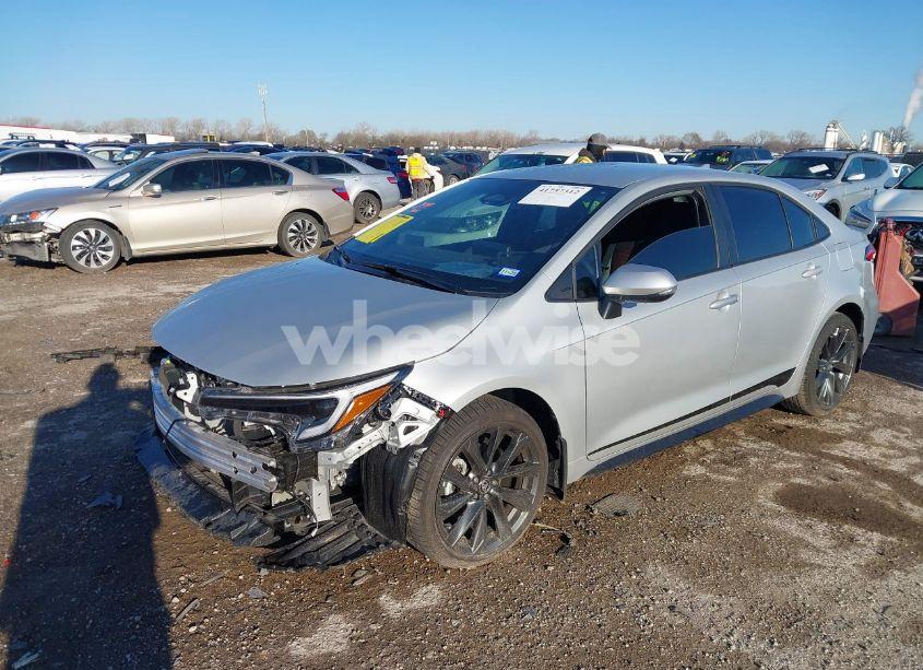 Photo 2 of 2025 Toyota Corolla SE (VIN 5YFS4MCE7SP221745)