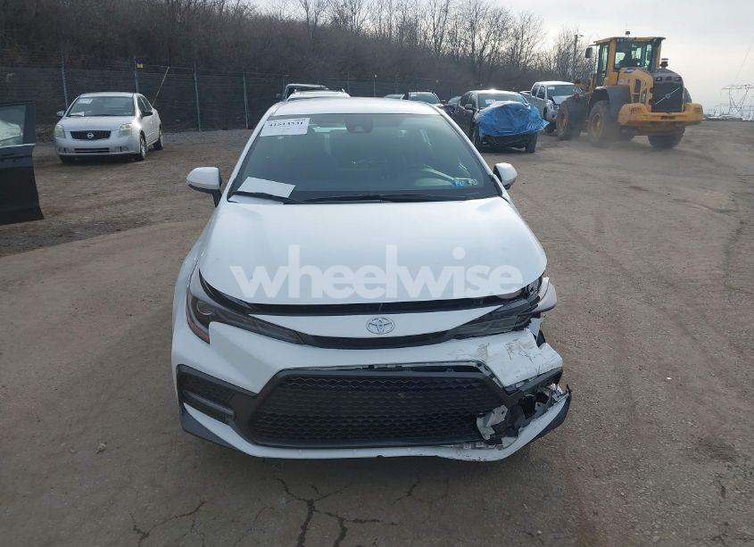 Photo 12 of 2021 Toyota Corolla SE (VIN 5YFS4MCE8MP074385)