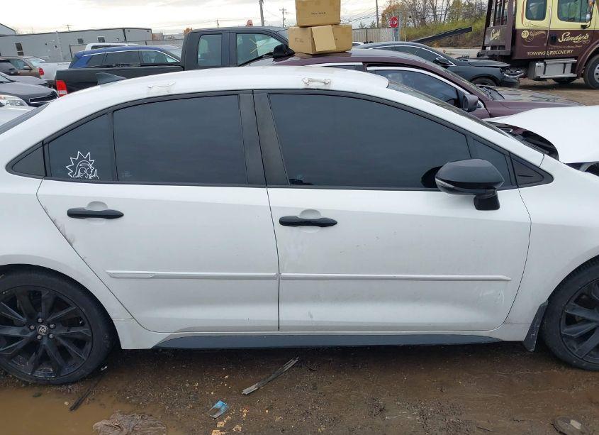 Photo 13 of 2021 Toyota Corolla SE NIGHTSHADE EDITION (VIN 5YFS4MCE8MP080347)