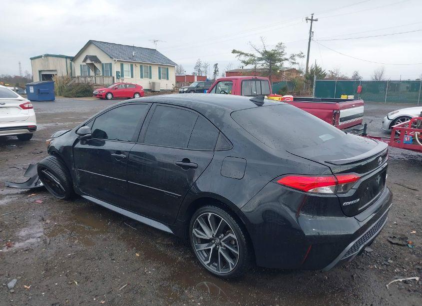 Photo 3 of 2021 Toyota Corolla SE (VIN 5YFS4MCE8MP087198)