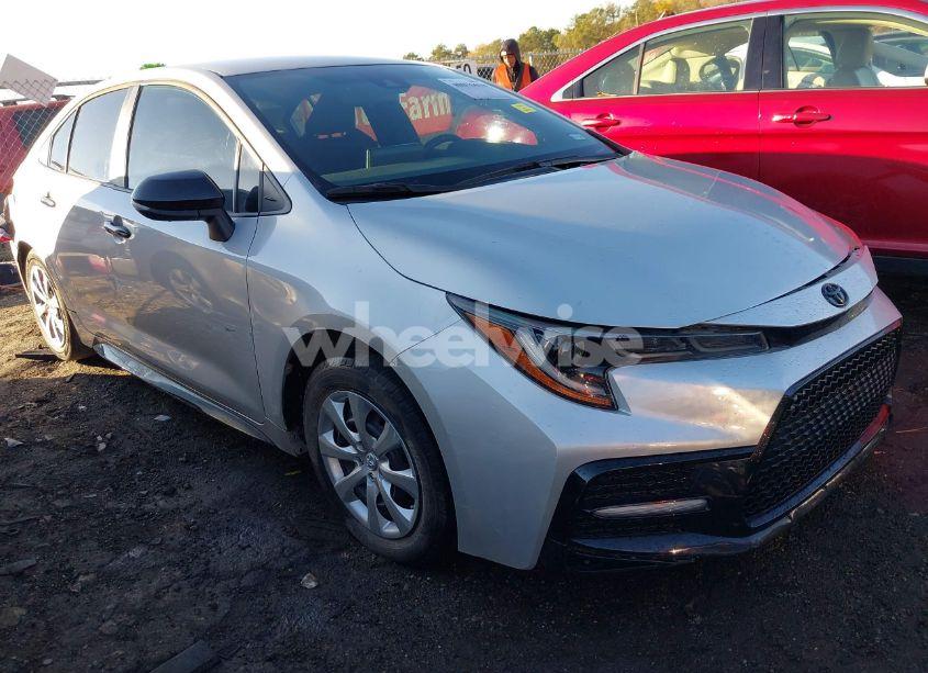 2022 Toyota Corolla SE NIGHTSHADE EDITION (VIN 5YFS4MCE8NP108133) main photo