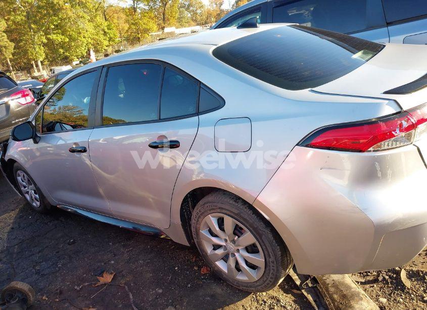 Photo 14 of 2022 Toyota Corolla SE NIGHTSHADE EDITION (VIN 5YFS4MCE8NP108133)