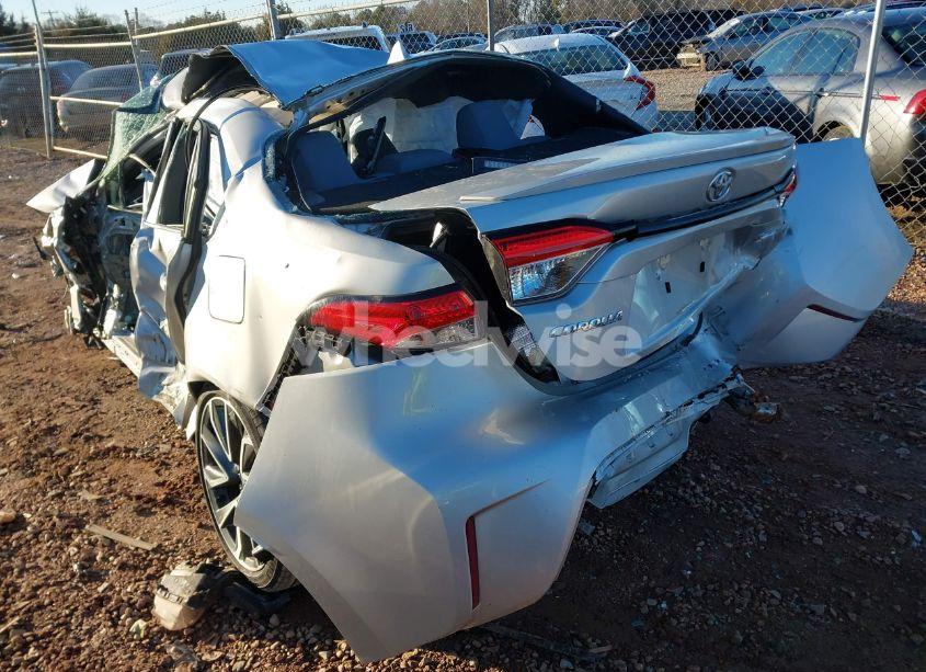 Photo 3 of 2022 Toyota Corolla SE (VIN 5YFS4MCE8NP120007)