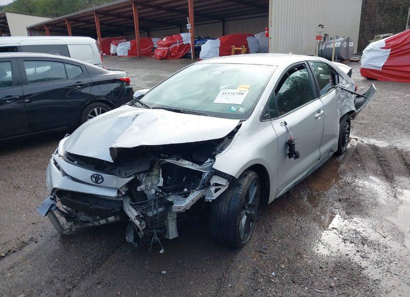 Photo 2 of 2023 Toyota Corolla SE (VIN 5YFS4MCE8PP156735)