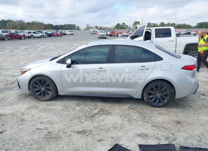 Photo 14 of 2024 Toyota Corolla SE (VIN 5YFS4MCE8RP172761)