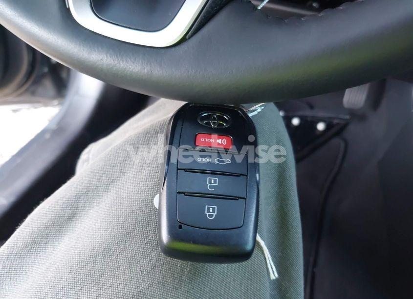 Photo 11 of 2024 Toyota Corolla SE (VIN 5YFS4MCE8RP195053)