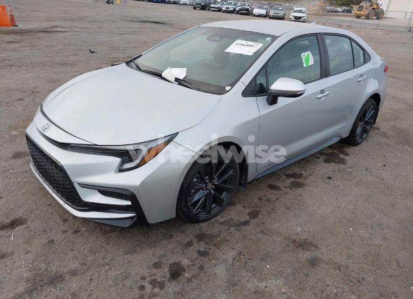 Photo 2 of 2024 Toyota Corolla SE (VIN 5YFS4MCE8RP203250)