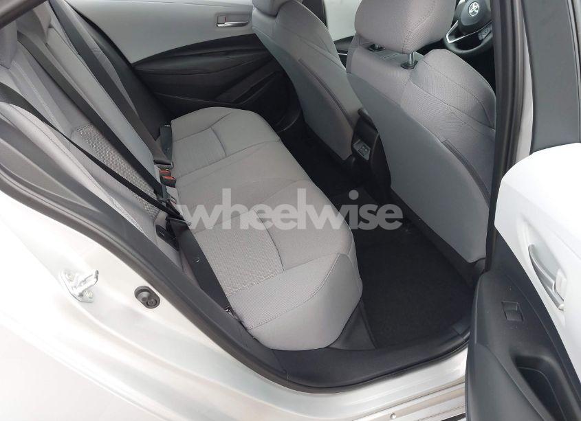 Photo 8 of 2024 Toyota Corolla SE (VIN 5YFS4MCE8RP203250)