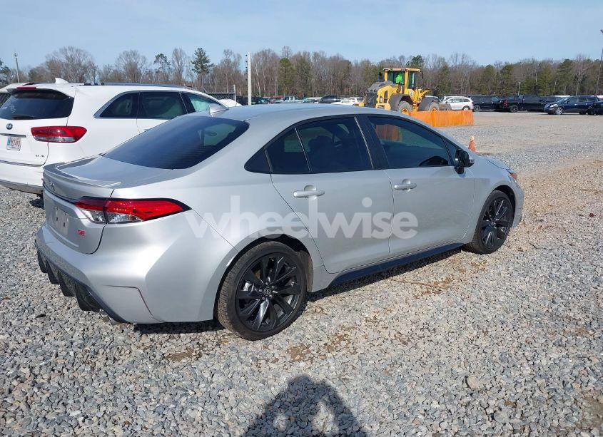 Photo 4 of 2024 Toyota Corolla SE (VIN 5YFS4MCE8RP207363)