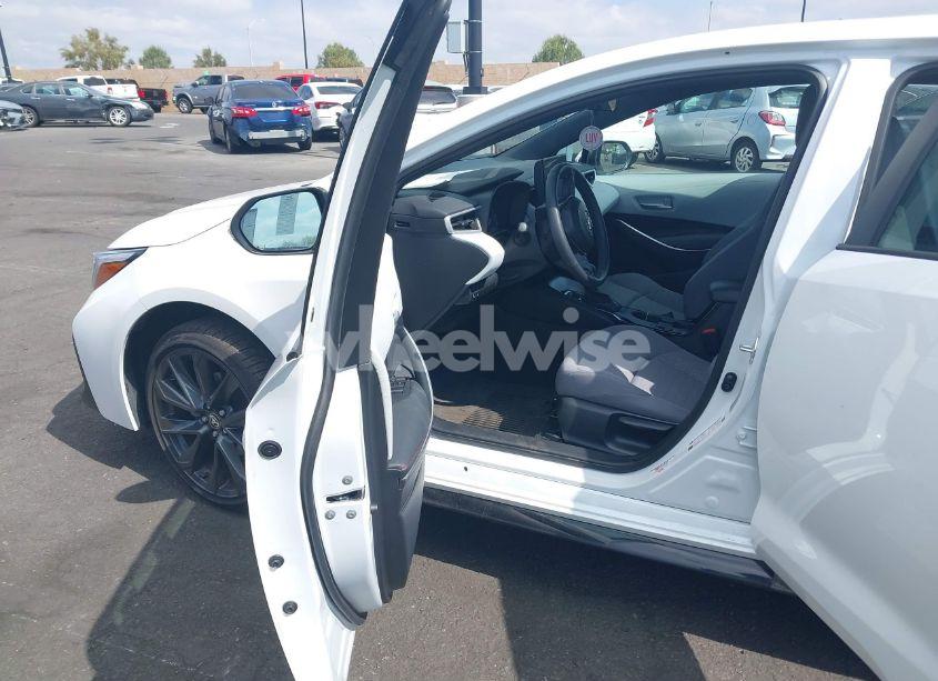 Photo 5 of 2024 Toyota Corolla SE (VIN 5YFS4MCE8RP216774)