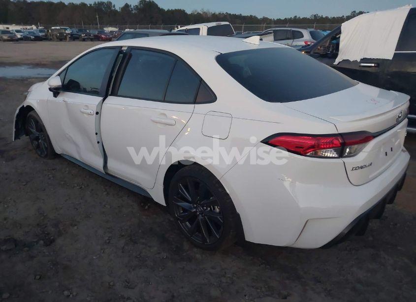 Photo 3 of 2025 Toyota Corolla SE (VIN 5YFS4MCE8SP217705)