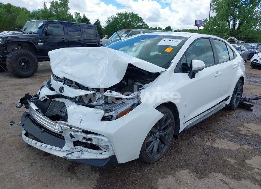 Photo 2 of 2025 Toyota Corolla SE (VIN 5YFS4MCE8SP222483)