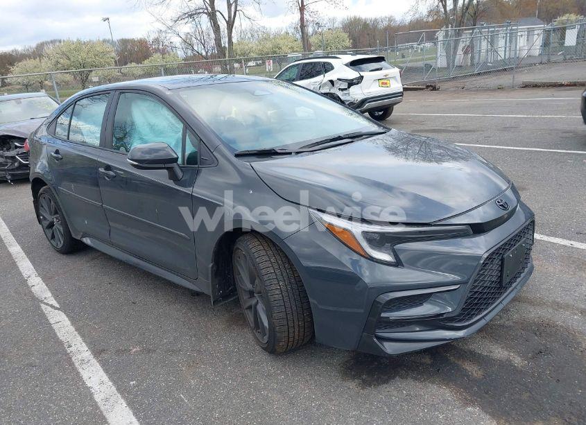 2025 Toyota Corolla SE (VIN 5YFS4MCE8SP224072) main photo