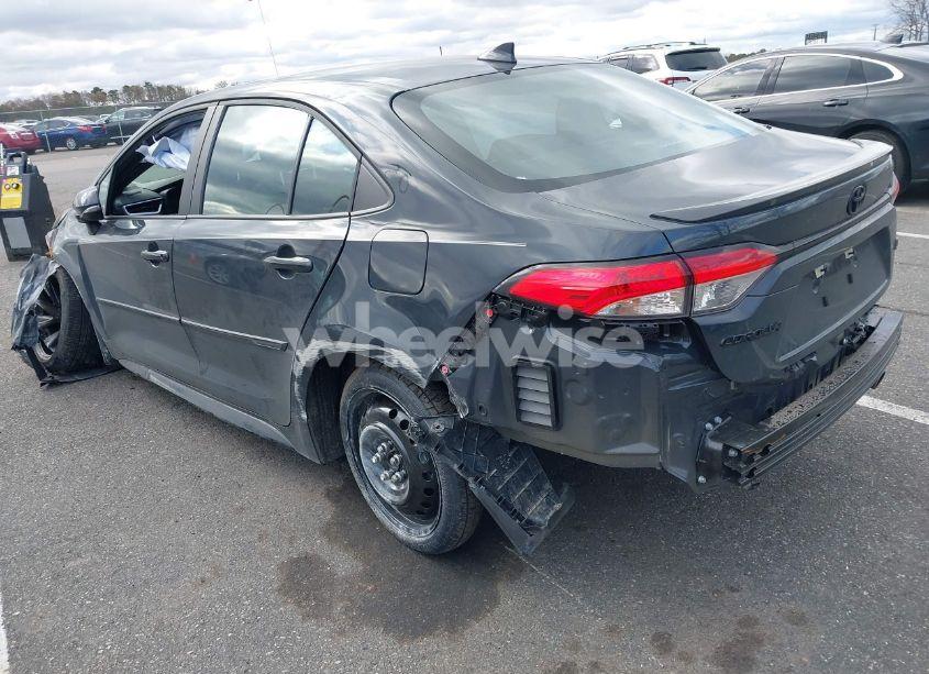 Photo 3 of 2025 Toyota Corolla SE (VIN 5YFS4MCE8SP224072)