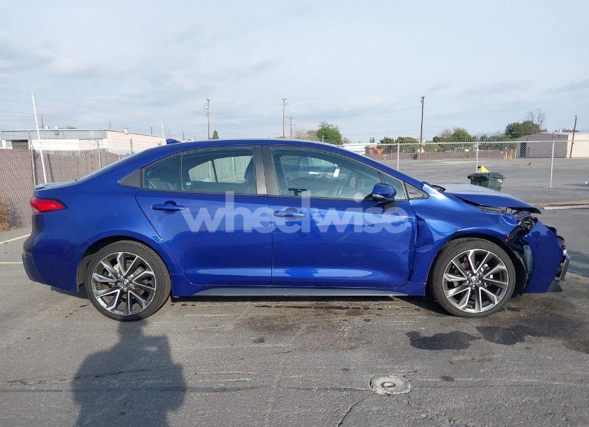 Photo 13 of 2022 Toyota Corolla SE (VIN 5YFS4MCE9NP103930)