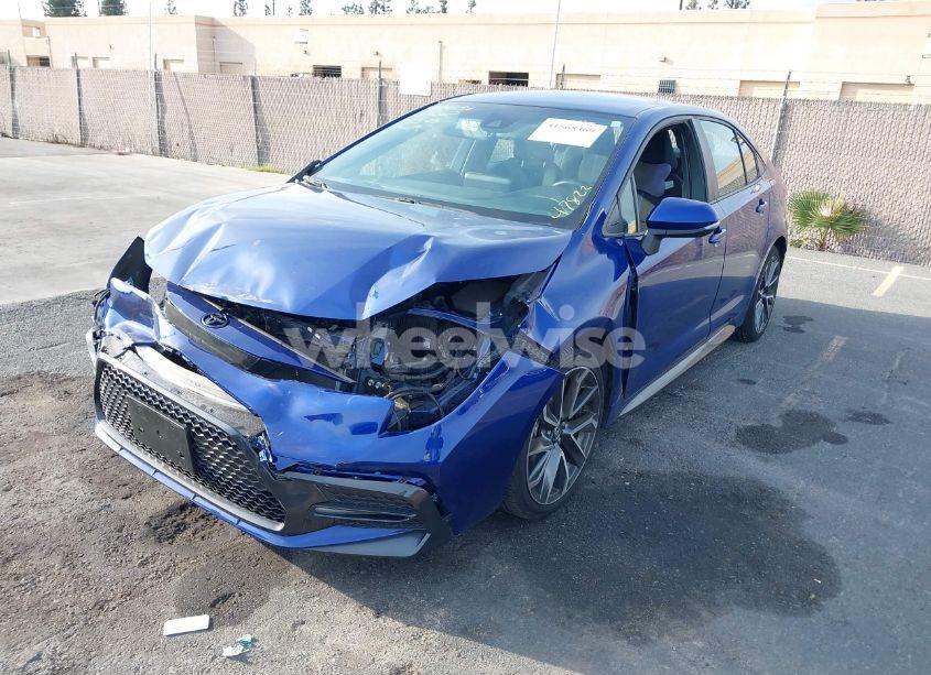 Photo 2 of 2022 Toyota Corolla SE (VIN 5YFS4MCE9NP103930)