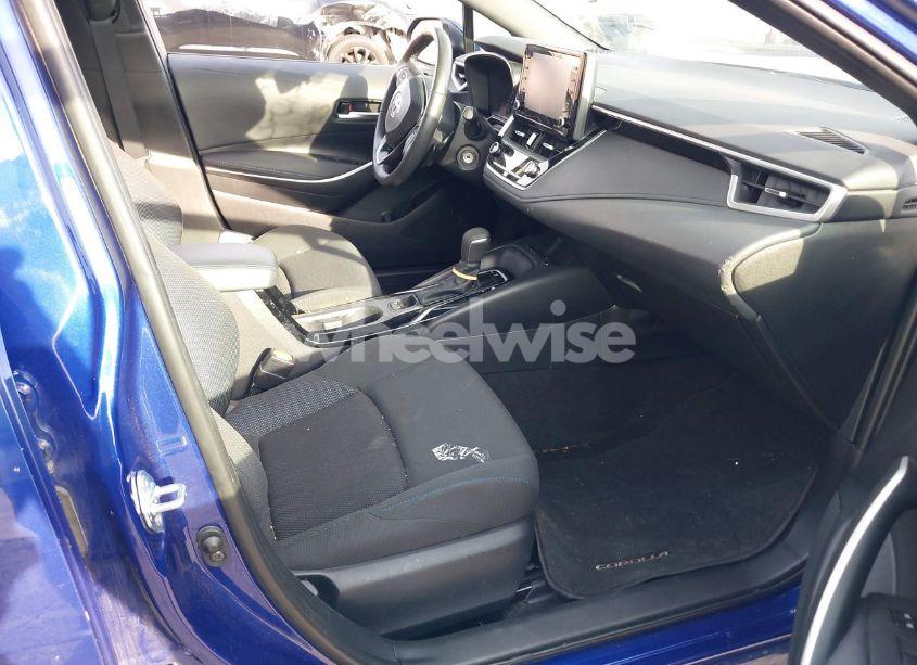 Photo 5 of 2022 Toyota Corolla SE (VIN 5YFS4MCE9NP103930)