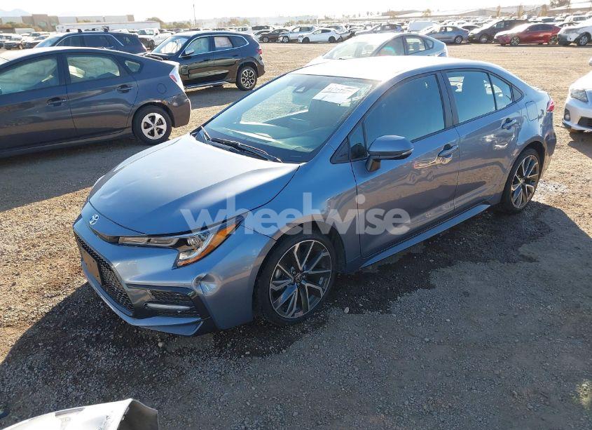 Photo 2 of 2022 Toyota Corolla SE (VIN 5YFS4MCE9NP134837)