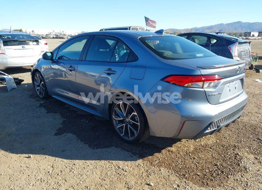 Photo 3 of 2022 Toyota Corolla SE (VIN 5YFS4MCE9NP134837)