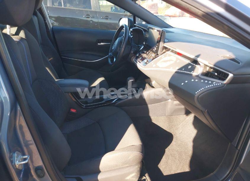 Photo 5 of 2022 Toyota Corolla SE (VIN 5YFS4MCE9NP134837)