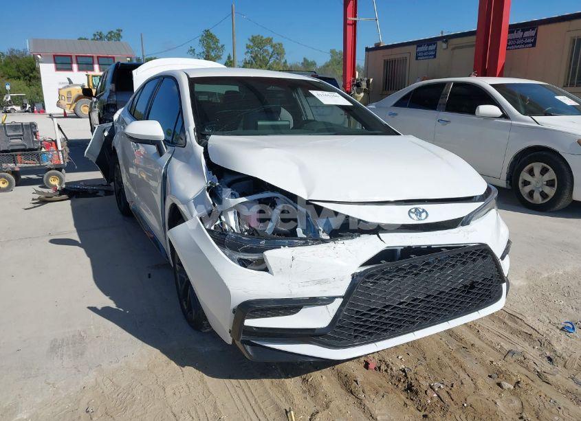 2024 Toyota Corolla SE (VIN 5YFS4MCE9RP191240) main photo