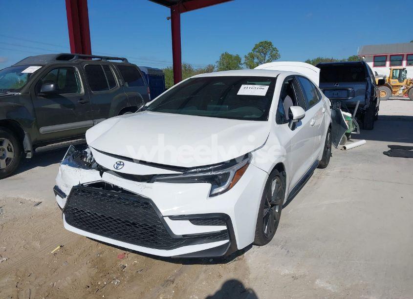 Photo 2 of 2024 Toyota Corolla SE (VIN 5YFS4MCE9RP191240)