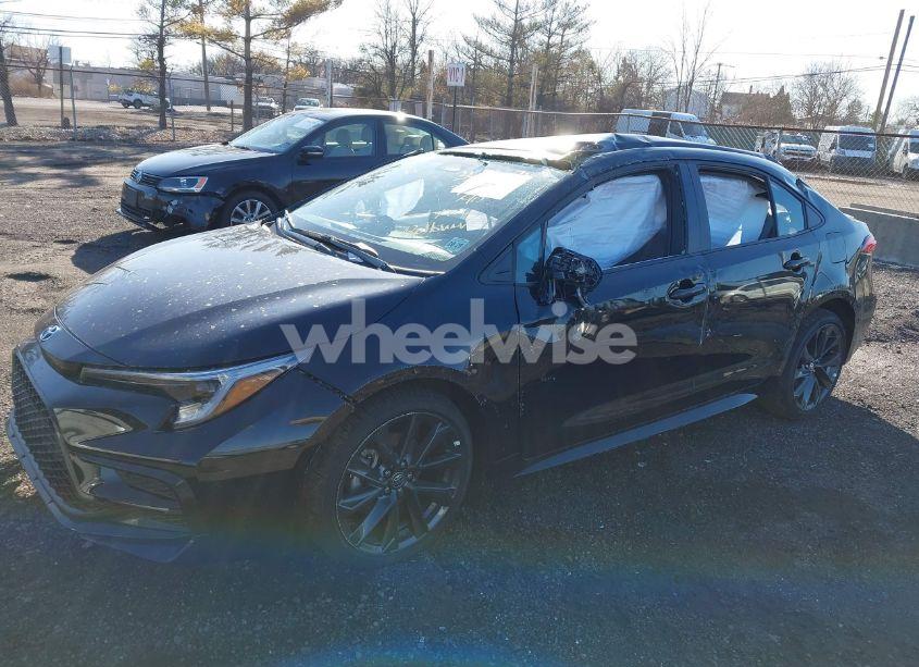 Photo 2 of 2024 Toyota Corolla SE (VIN 5YFS4MCE9RP212040)