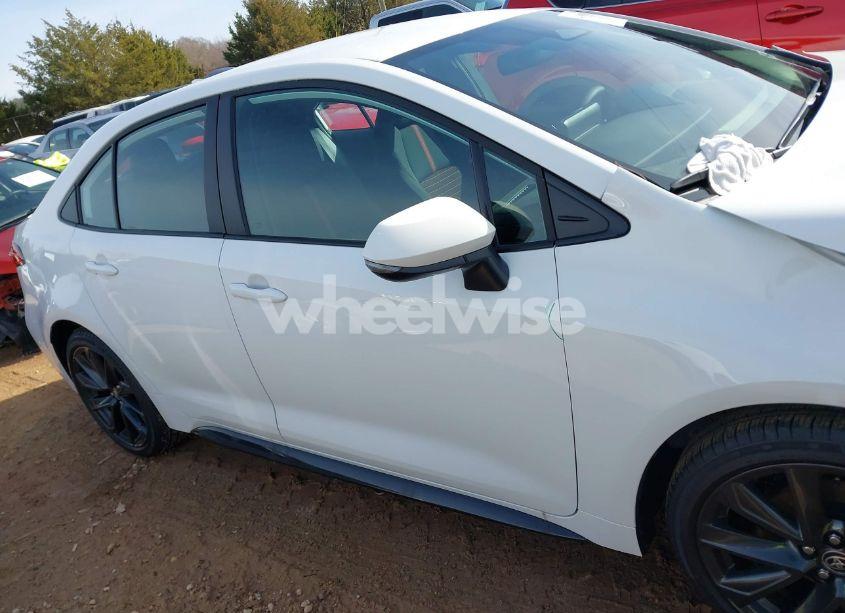 Photo 13 of 2025 Toyota Corolla SE (VIN 5YFS4MCE9SP218121)