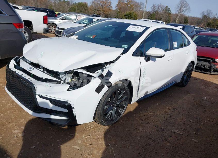 Photo 2 of 2025 Toyota Corolla SE (VIN 5YFS4MCE9SP218121)