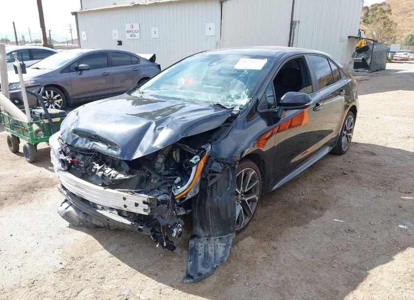 Photo 2 of 2021 Toyota Corolla SE (VIN 5YFS4MCEXMP073786)