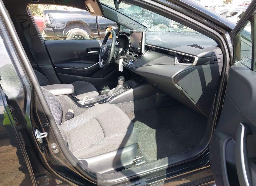 Photo 5 of 2021 Toyota Corolla SE (VIN 5YFS4MCEXMP073786)