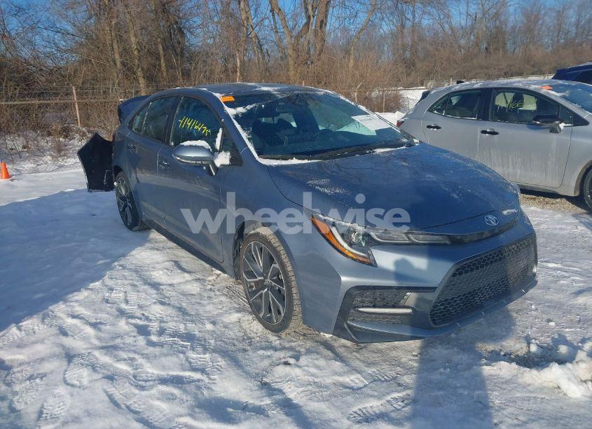 2021 Toyota Corolla SE (VIN 5YFS4MCEXMP095271) main photo