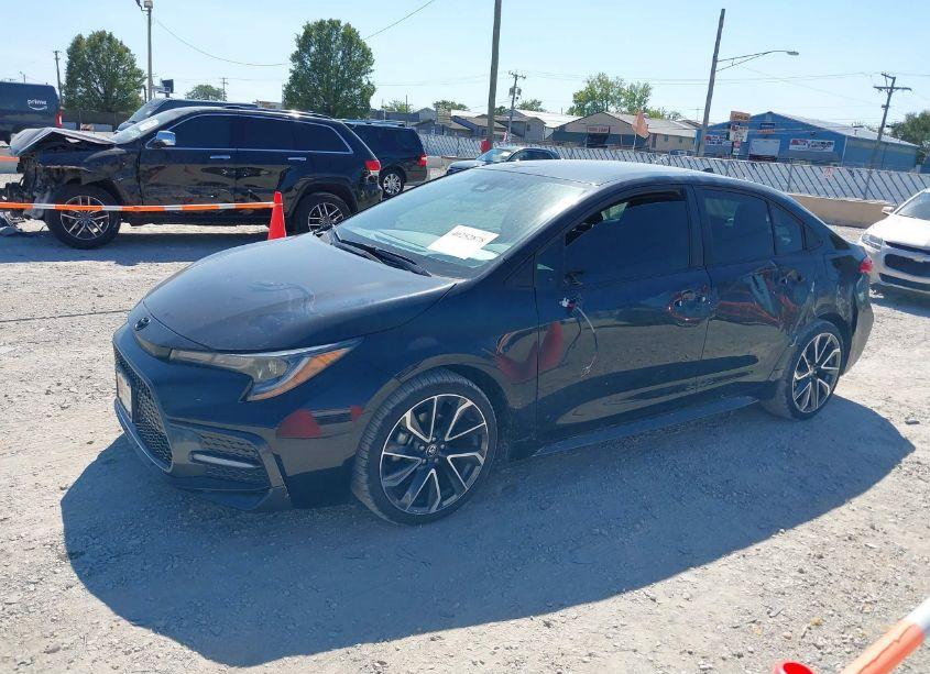 Photo 2 of 2022 Toyota Corolla SE (VIN 5YFS4MCEXNP127475)