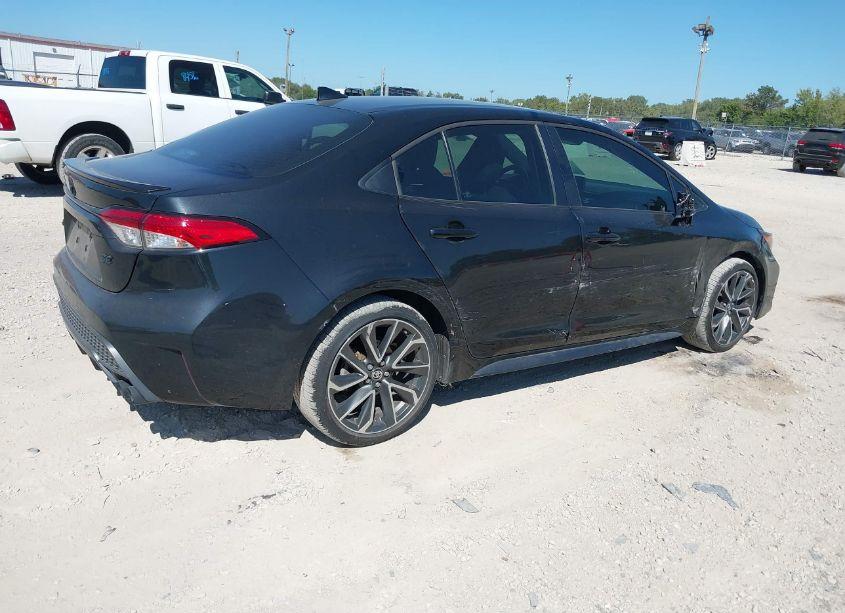 Photo 4 of 2022 Toyota Corolla SE (VIN 5YFS4MCEXNP127475)