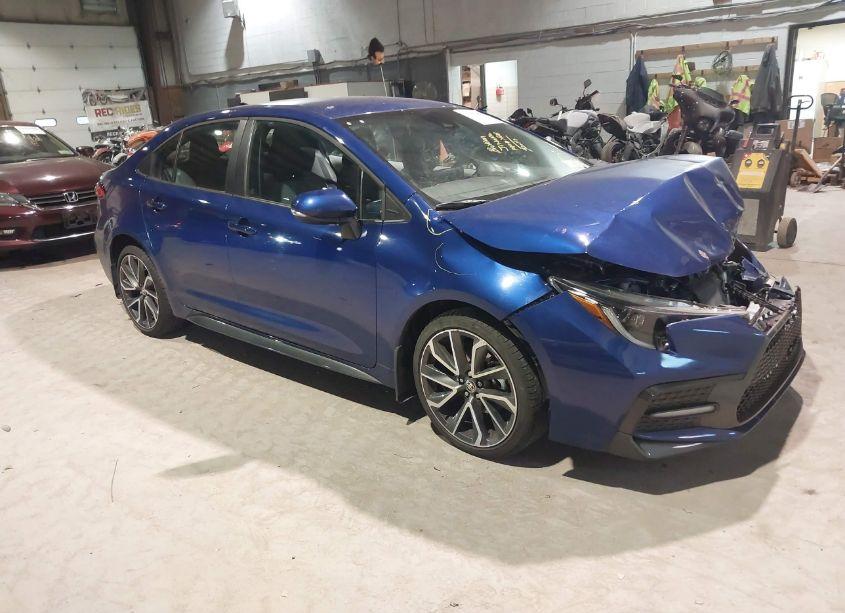 2022 Toyota Corolla SE (VIN 5YFS4MCEXNP127850) main photo