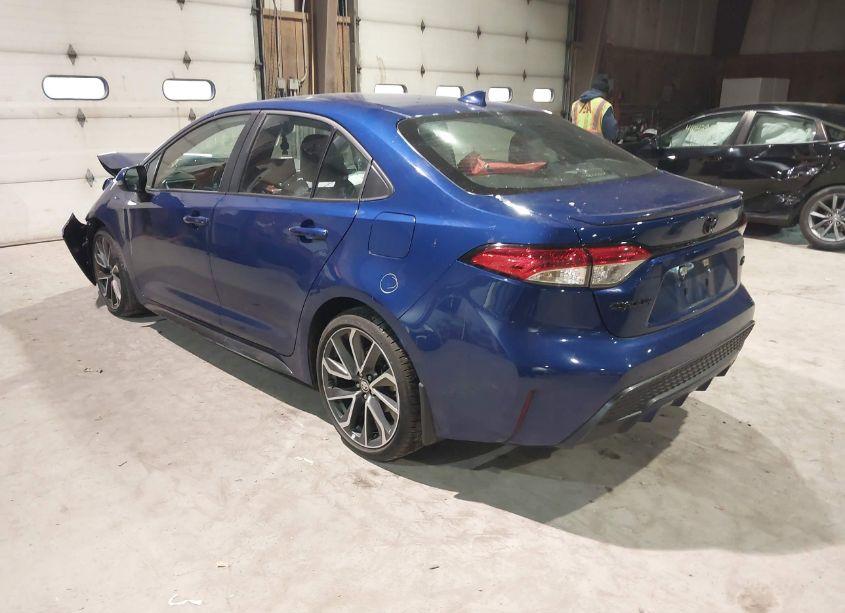 Photo 3 of 2022 Toyota Corolla SE (VIN 5YFS4MCEXNP127850)