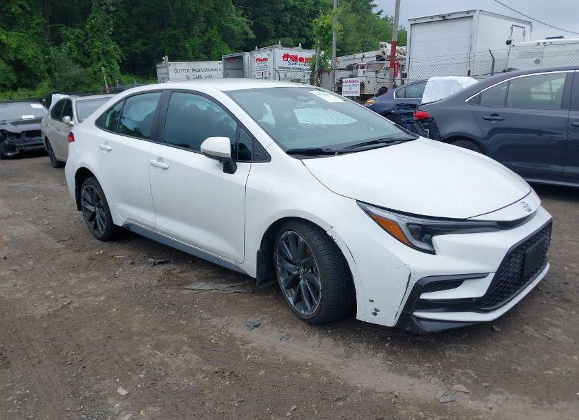 2024 Toyota Corolla SE (VIN 5YFS4MCEXRP172177) main photo