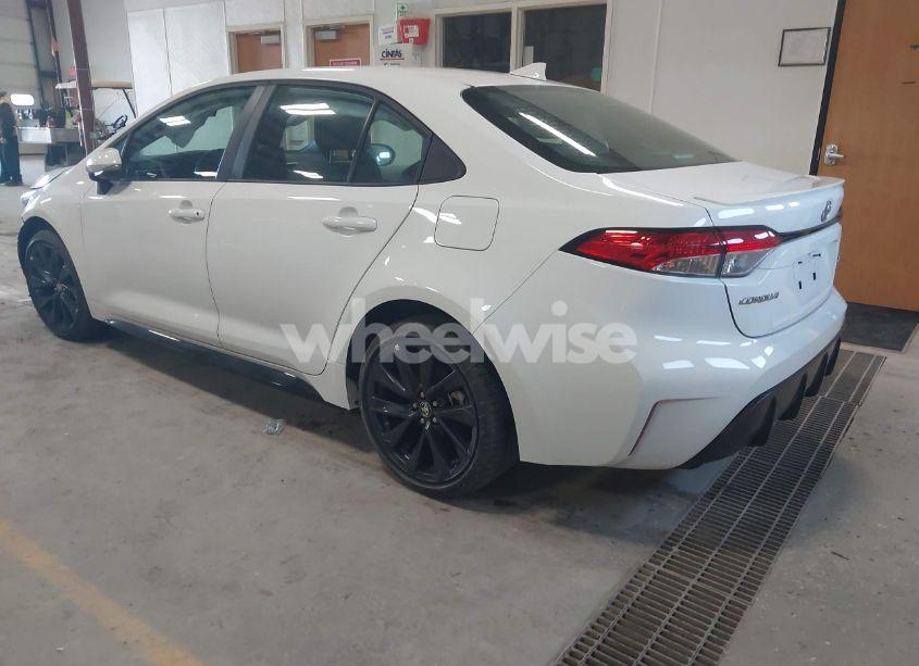 Photo 3 of 2024 Toyota Corolla SE (VIN 5YFS4MCEXRP180621)