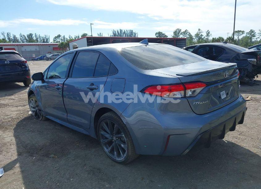 Photo 3 of 2024 Toyota Corolla SE (VIN 5YFS4MCEXRP181655)