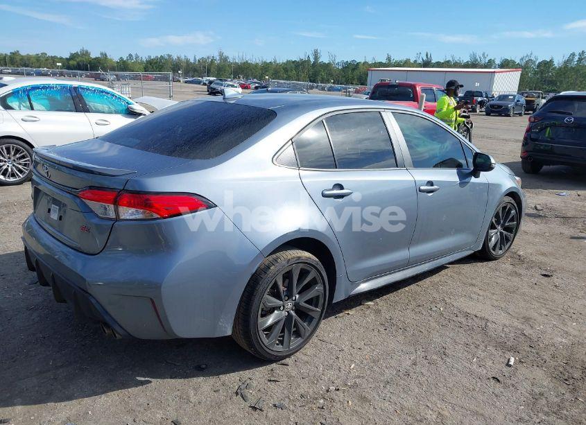 Photo 4 of 2024 Toyota Corolla SE (VIN 5YFS4MCEXRP181655)