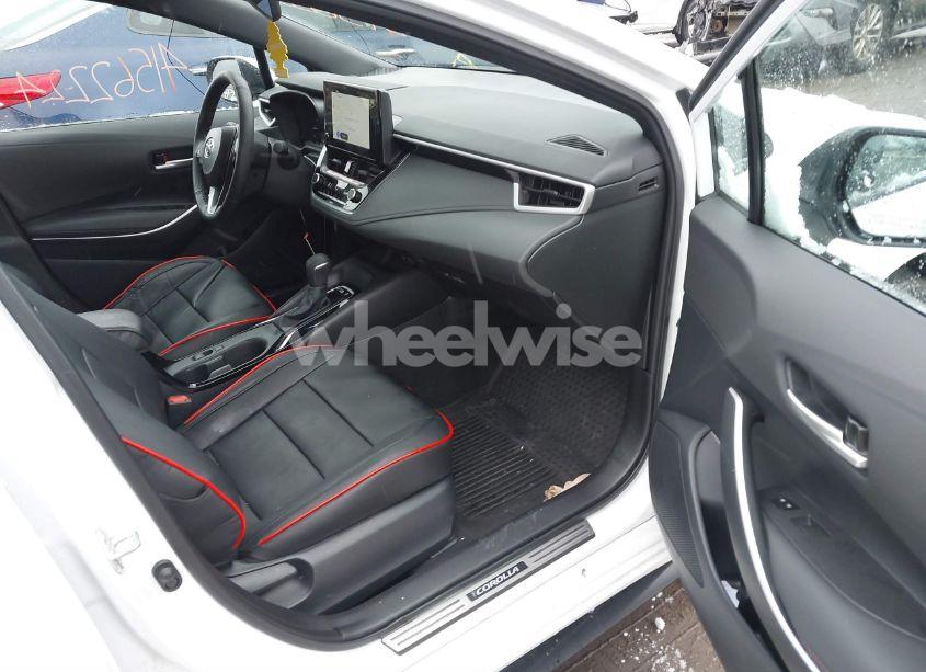 Photo 5 of 2024 Toyota Corolla SE (VIN 5YFS4MCEXRP210054)