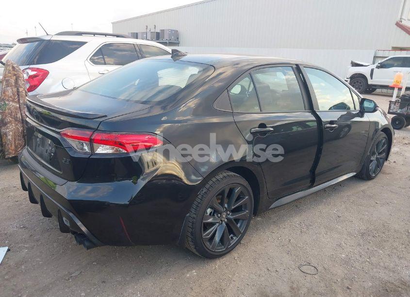 Photo 4 of 2024 Toyota Corolla SE (VIN 5YFS4MCEXRP213617)