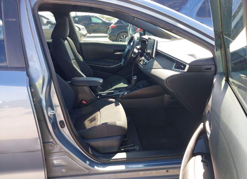 Photo 5 of 2020 Toyota Corolla SE (VIN 5YFS4RCE0LP020056)