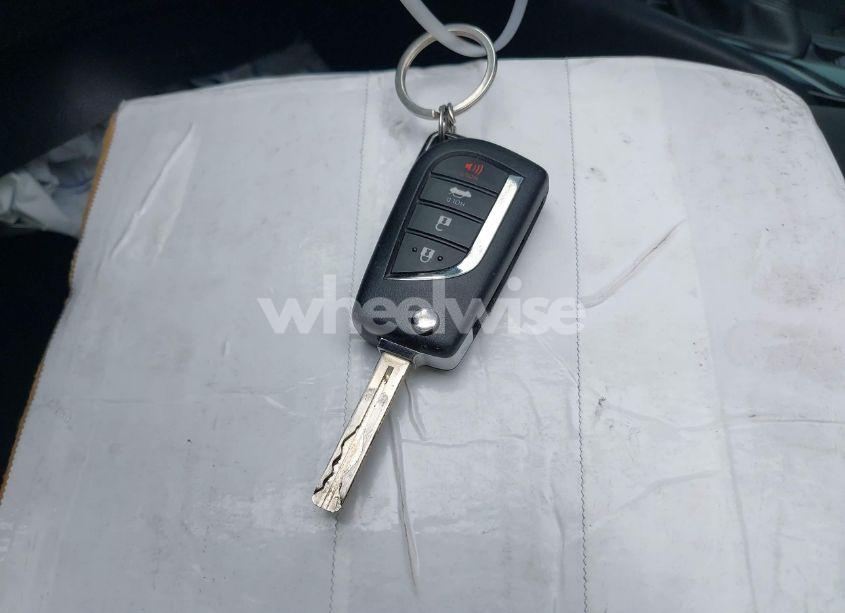 Photo 11 of 2020 Toyota Corolla SE (VIN 5YFS4RCE0LP035379)