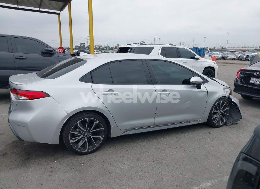 Photo 13 of 2020 Toyota Corolla SE (VIN 5YFS4RCE0LP035379)